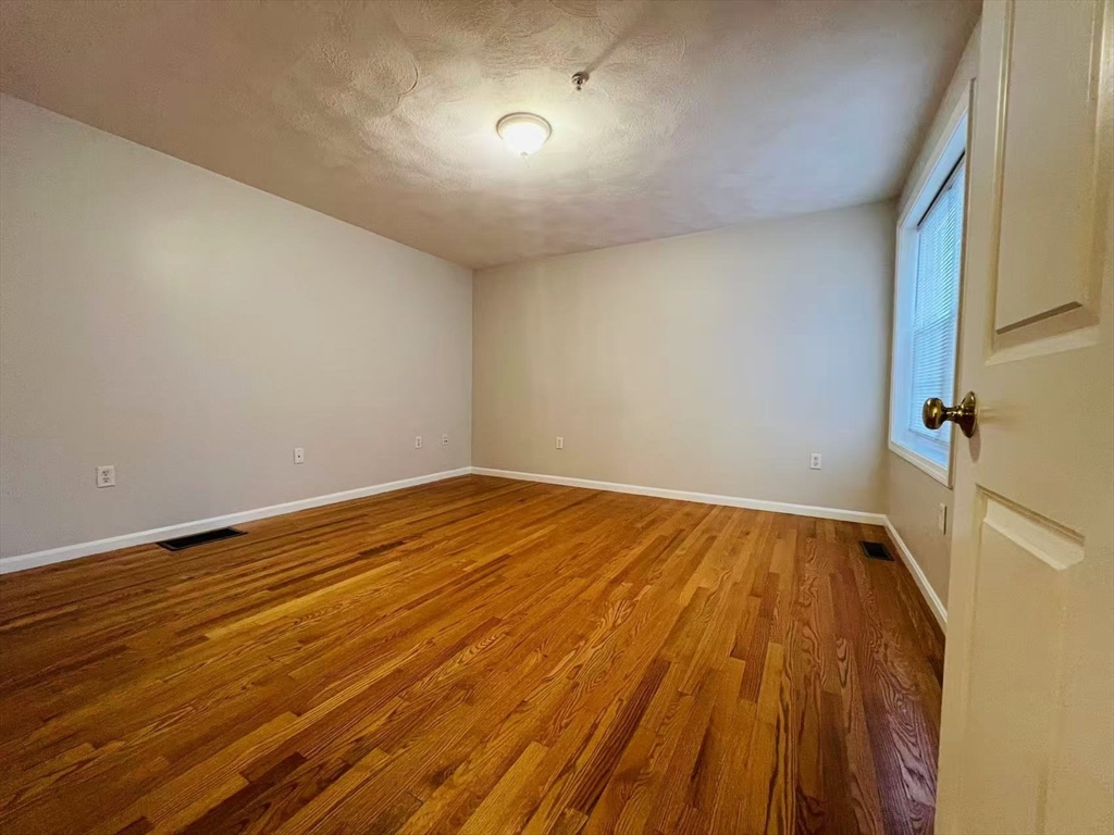 18 Dale Street, Unit 8B Andover, MA 01810 - Photo 13 of 17