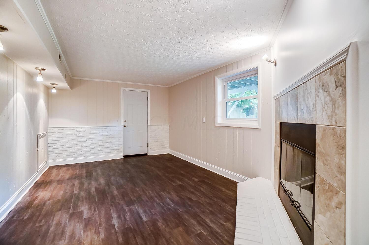 1292 Country Club Road Columbus, OH 43227 - Photo 23 of 33 Gallery Image 23