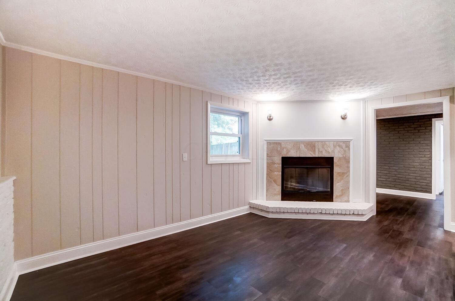 1292 Country Club Road Columbus, OH 43227 - Photo 24 of 33 Gallery Image 24