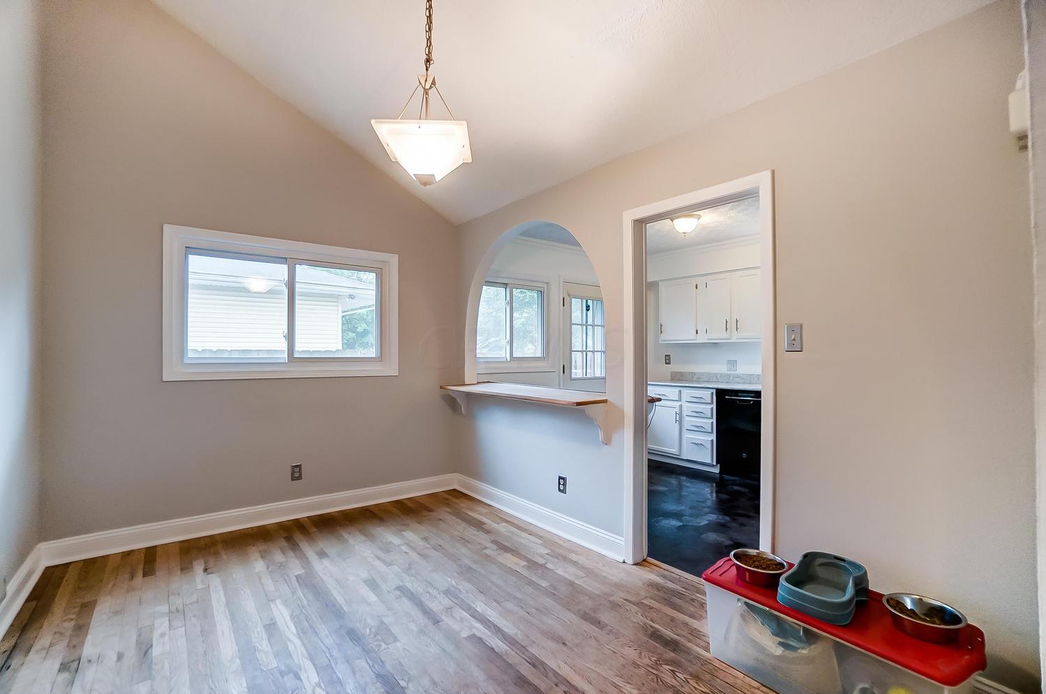 1292 Country Club Road Columbus, OH 43227 - Photo 6 of 33 Gallery Image 6
