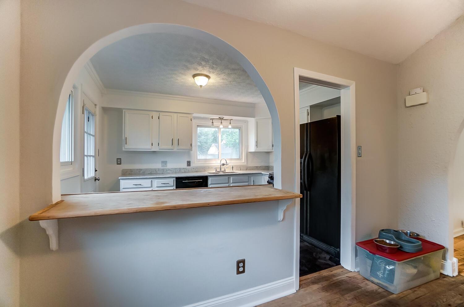 1292 Country Club Road Columbus, OH 43227 - Photo 8 of 33 Gallery Image 8