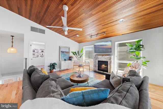 $3,250 | 1327 Mill Creek Road, Manahawkin, NJ 08050