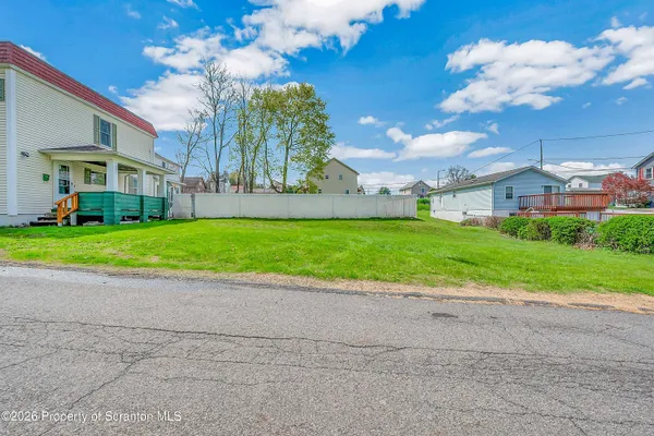 $215,000 | 164 Oak Street, Unit REAR, Pittston, PA 18640