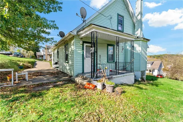 $157,500 | 221 Center Avenue, Oakdale, PA 15071