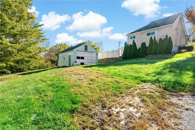 $157,500 | 221 Center Avenue, Oakdale, PA 15071