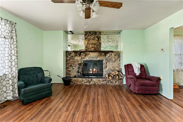 $157,500 | 221 Center Avenue, Oakdale, PA 15071