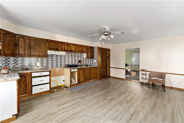 $157,500 | 221 Center Avenue, Oakdale, PA 15071