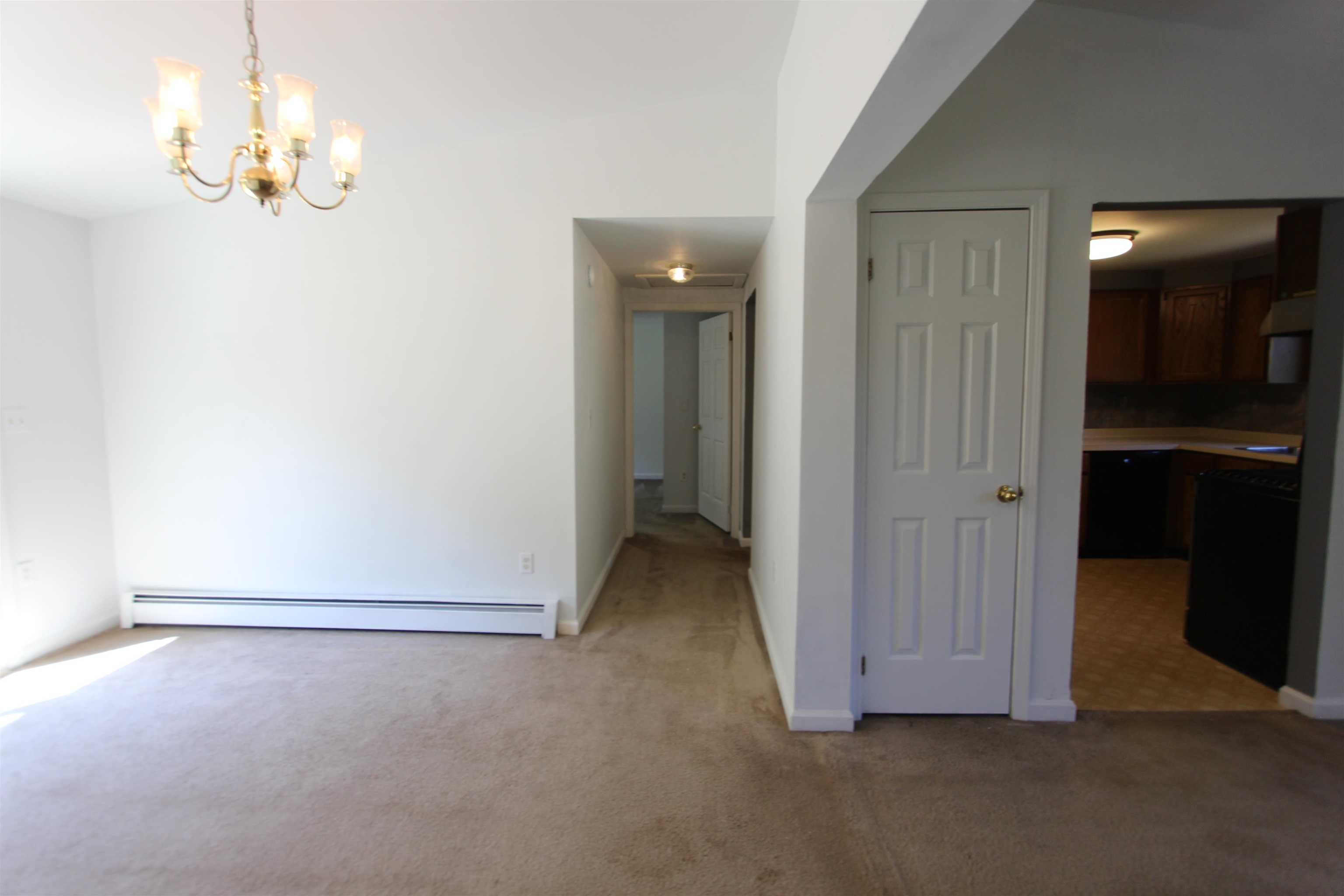 674 South Brownell Road Williston, VT 05495 - Photo 10 of 32