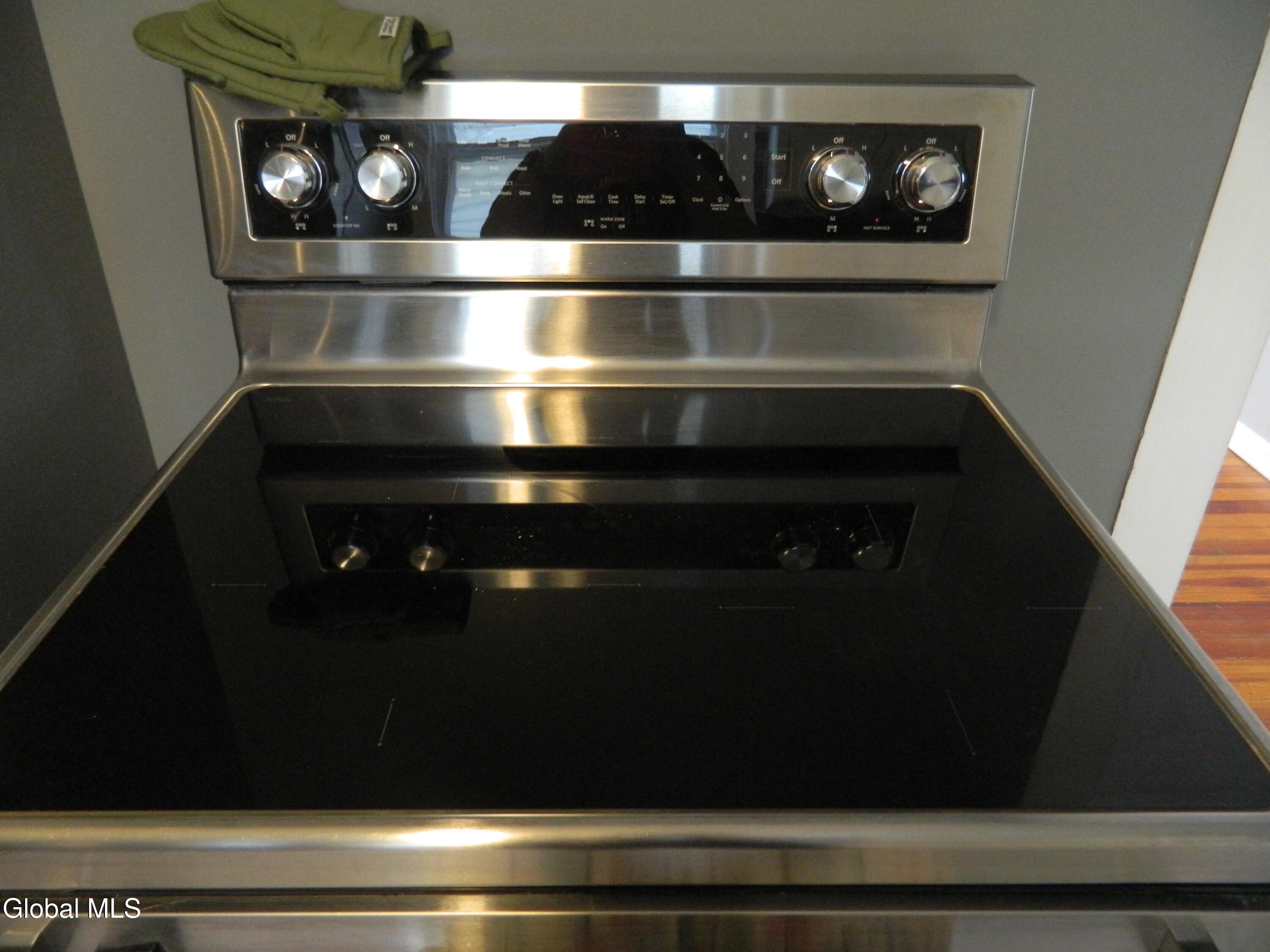 1355 Dewitt Street Schenectady, NY 12303 - Photo 40 of 88 Newer KitchenAid®Electric Stove