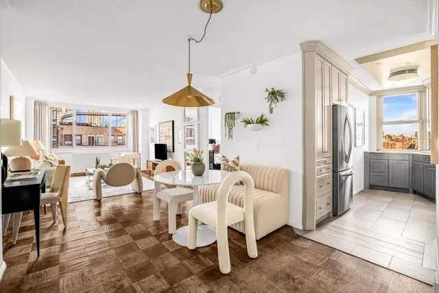 $715,000 | 2025 Broadway, Unit 18D | Upper West Side