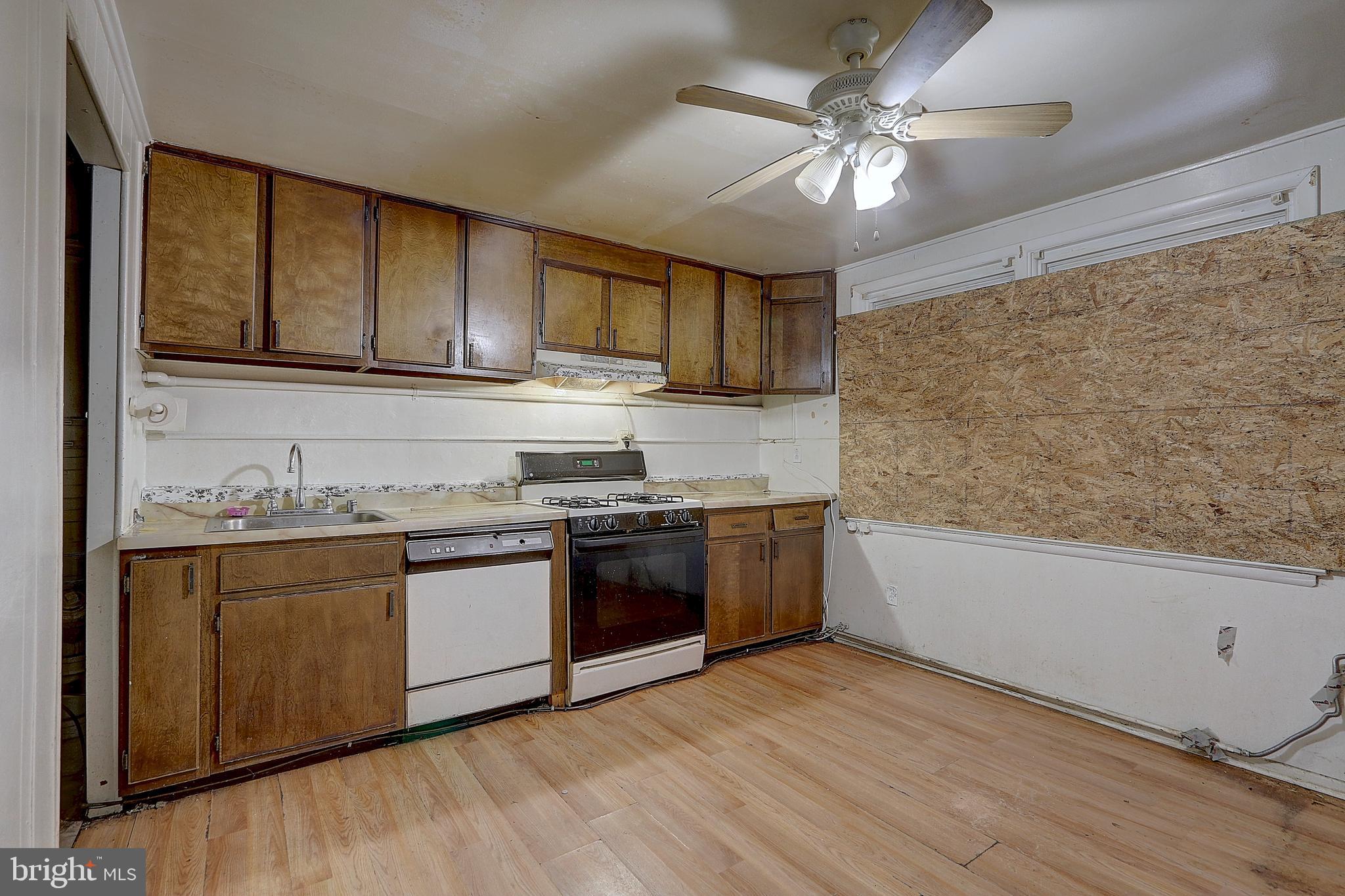 2629 Rittenhouse Avenue Baltimore, MD 21230 - Photo 6 of 21 Gallery Image 6