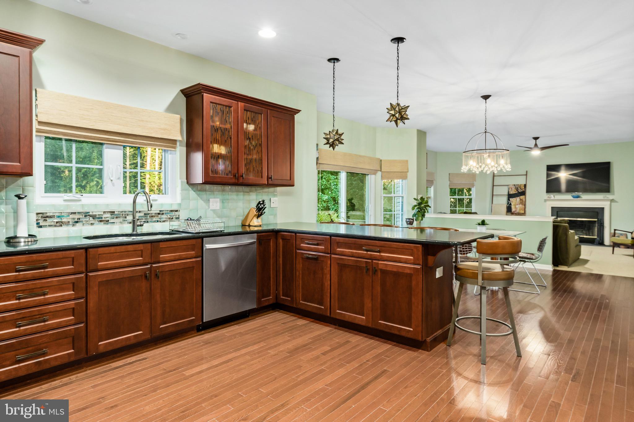 433 Ellisdale Road Crosswicks, NJ 08515 - Photo 13 of 41 KITCHEN