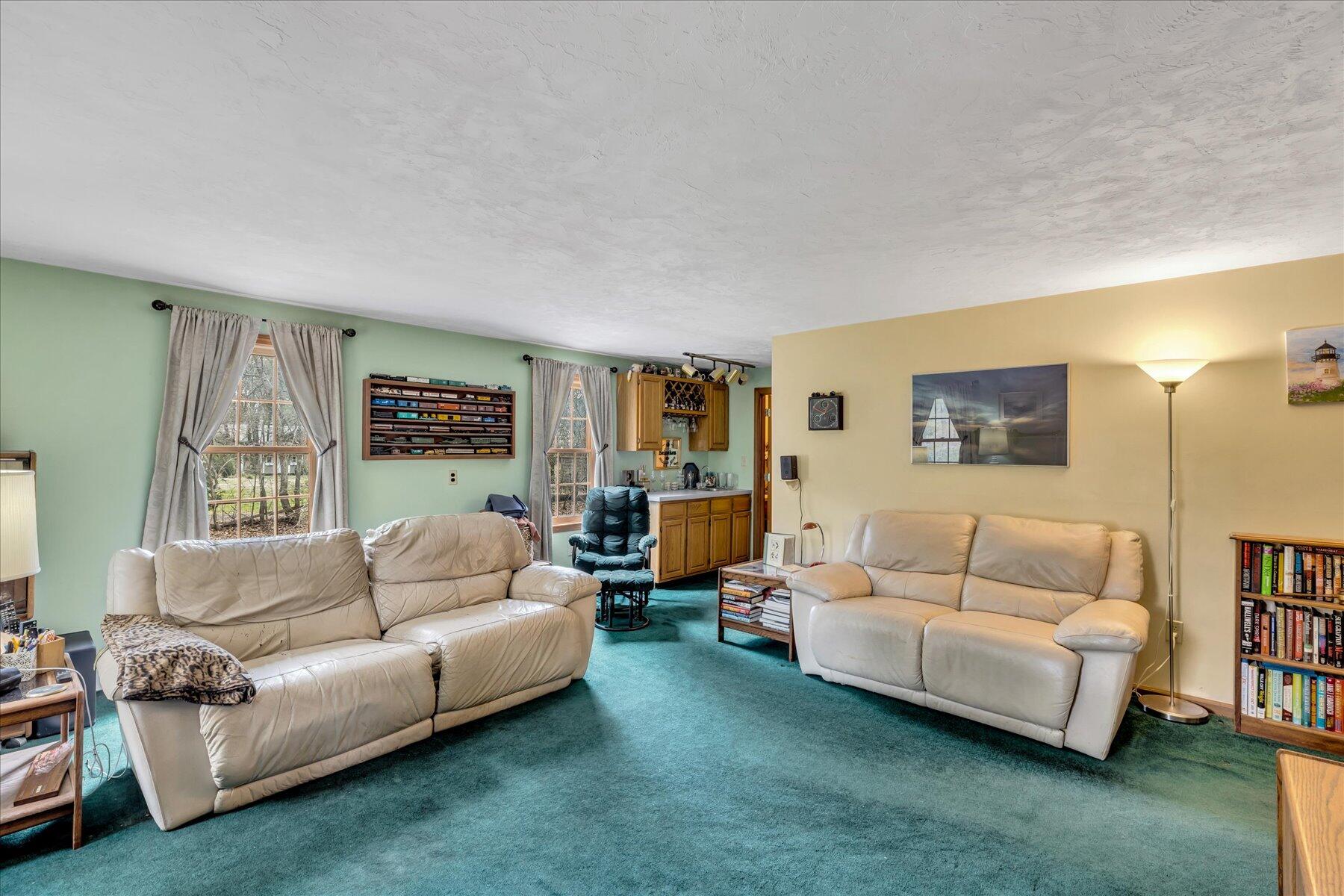 34 Staples Shore Road Lakeville, MA 02347 - Photo 18 of 47 40-Y1A9399