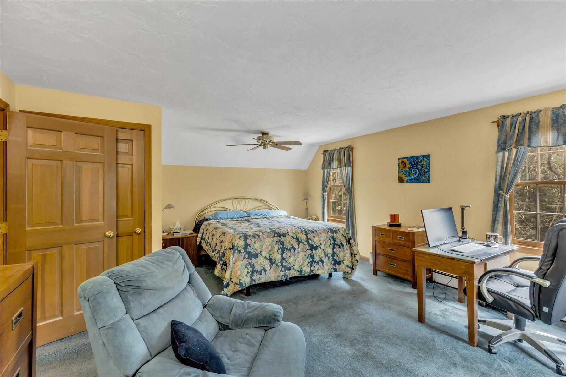 34 Staples Shore Road Lakeville, MA 02347 - Photo 26 of 47 50-Y1A9351