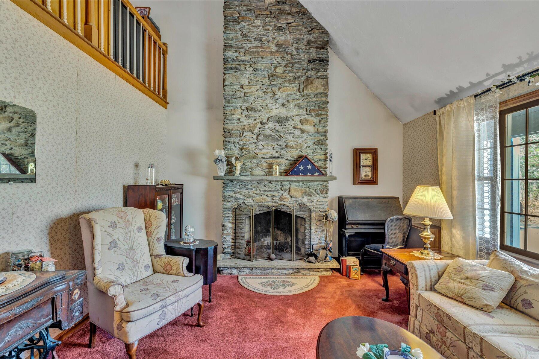 34 Staples Shore Road Lakeville, MA 02347 - Photo 5 of 47 36-Y1A9489