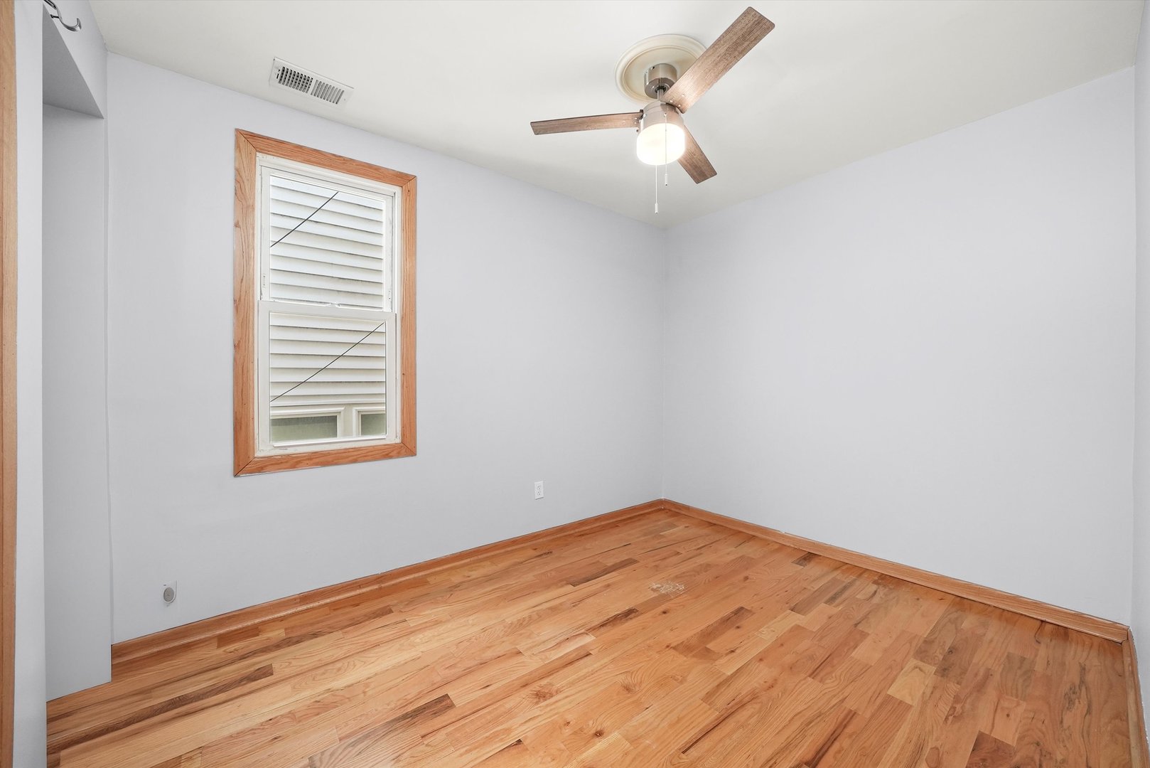 4614 North Springfield Avenue Chicago, IL 60625 - Photo 11 of 35