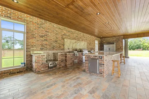$485,000 | 1042 Fontelieu Street, St. Martinville, LA 70582