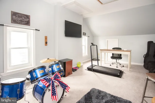 $279,000 | 327 Jefferson Street, East Greenville, PA 18041