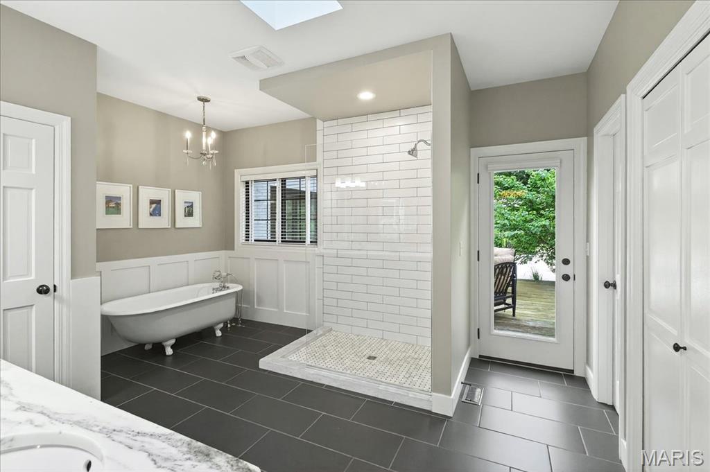 2220 Barnbridge Road Town and Country, MO 63131 - Photo 29 of 69