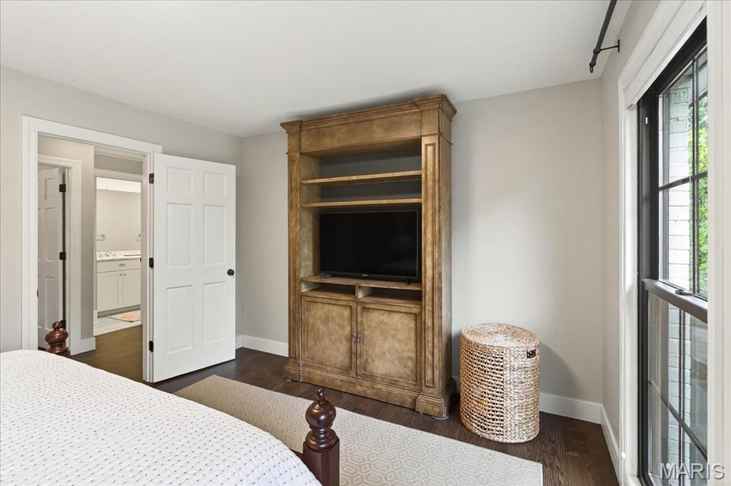 2220 Barnbridge Road Town and Country, MO 63131 - Photo 36 of 69