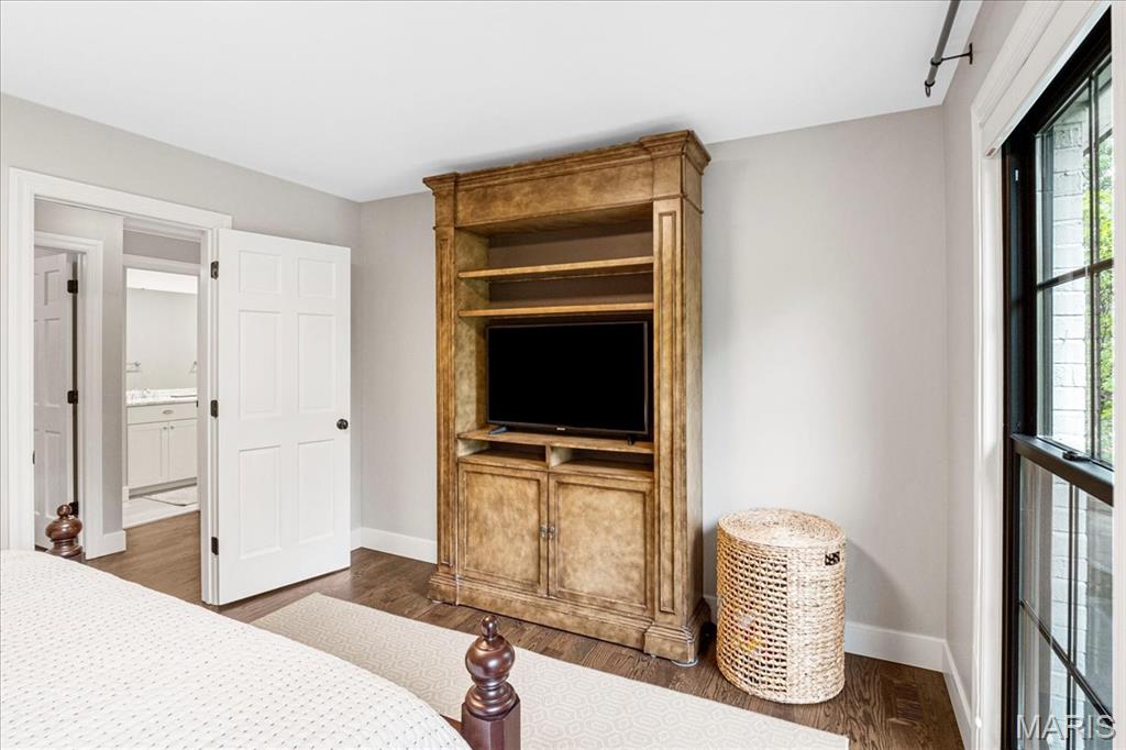 2220 Barnbridge Road Town and Country, MO 63131 - Photo 42 of 69