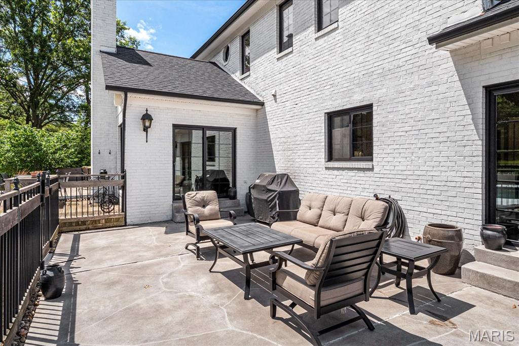 2220 Barnbridge Road Town and Country, MO 63131 - Photo 59 of 69