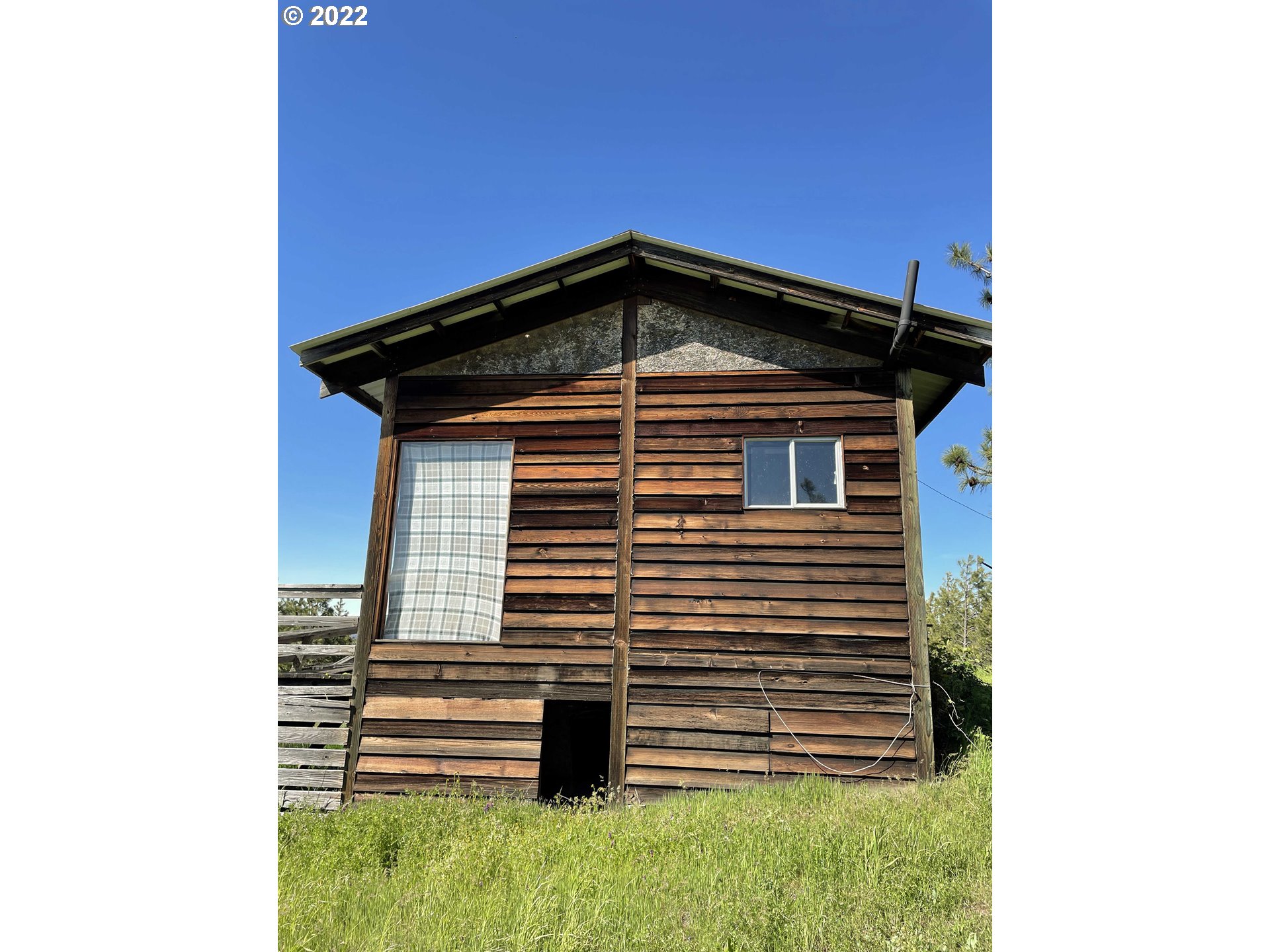 1955 State Road Mosier, OR 97040 - Photo 11 of 16 Gallery Image 11