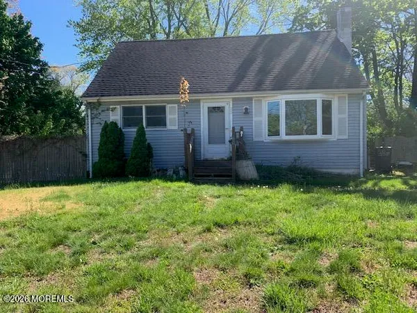 $299,000 | 25 Winding River Drive, Toms River, NJ 08755