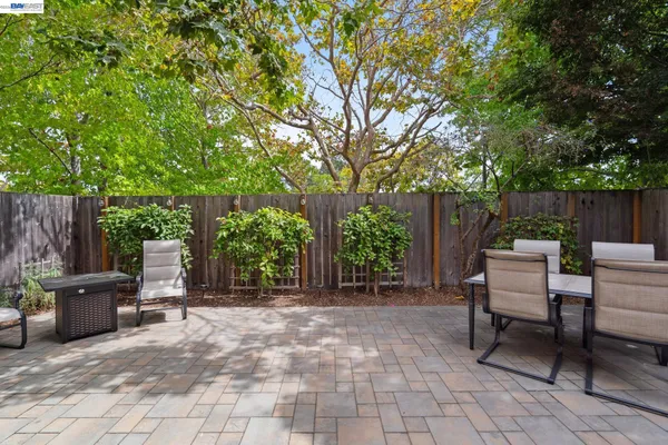 $849,000 | 641 Centre Court, Alameda, CA 94502