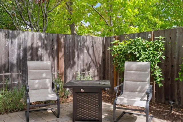 $888,000 | 641 Centre Court, Alameda, CA 94502