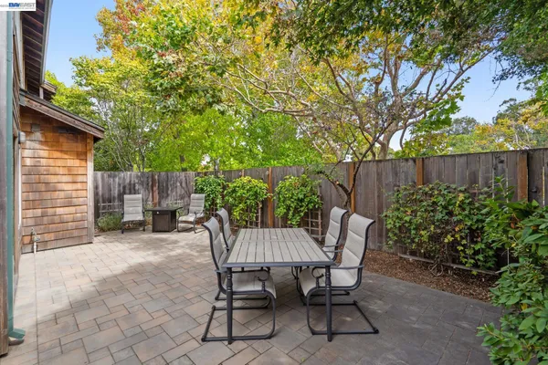 $849,000 | 641 Centre Court, Alameda, CA 94502