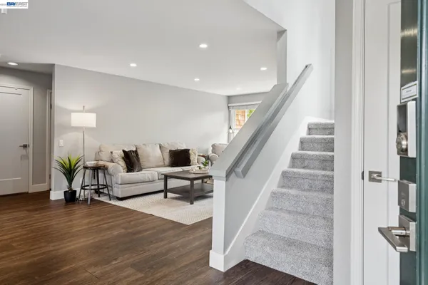 $849,000 | 641 Centre Court, Alameda, CA 94502