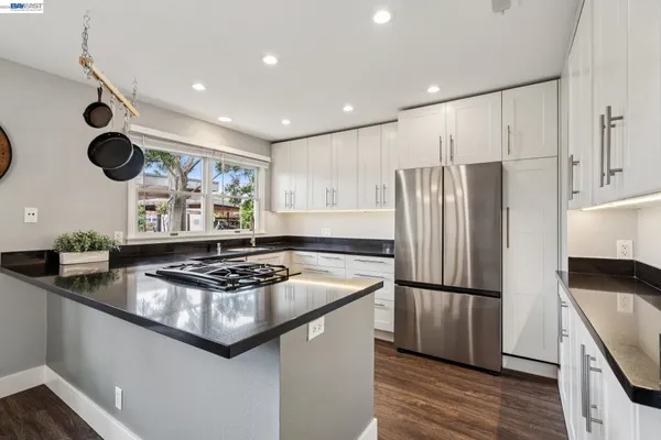 $849,000 | 641 Centre Court, Alameda, CA 94502