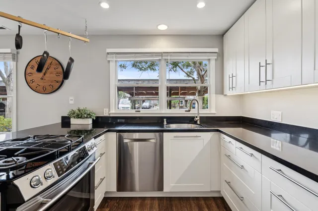 $888,000 | 641 Centre Court, Alameda, CA 94502