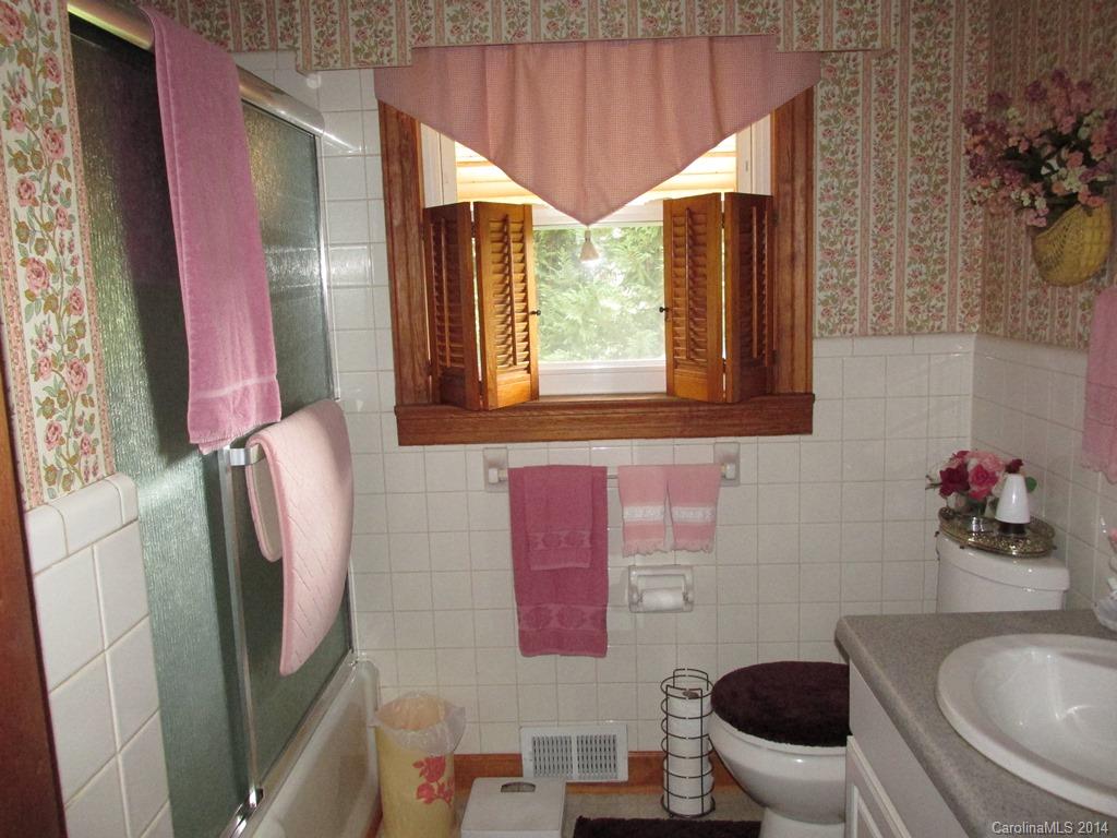 2070 East Ridge Road Salisbury, NC 28144 - Photo 3 of 13 Gallery Image 3