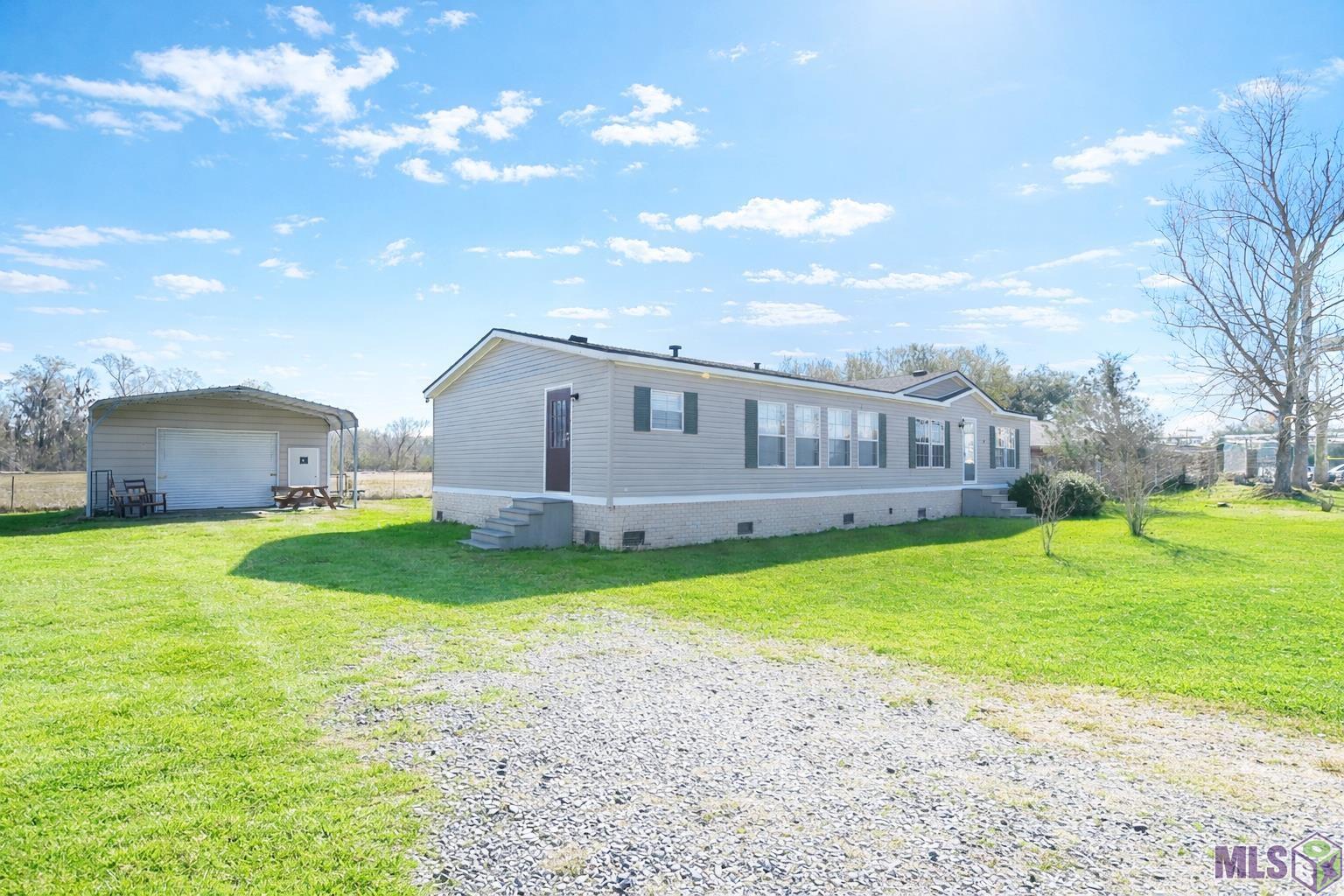 2907 Savanne Road Houma, LA 70360 - Photo 2 of 13