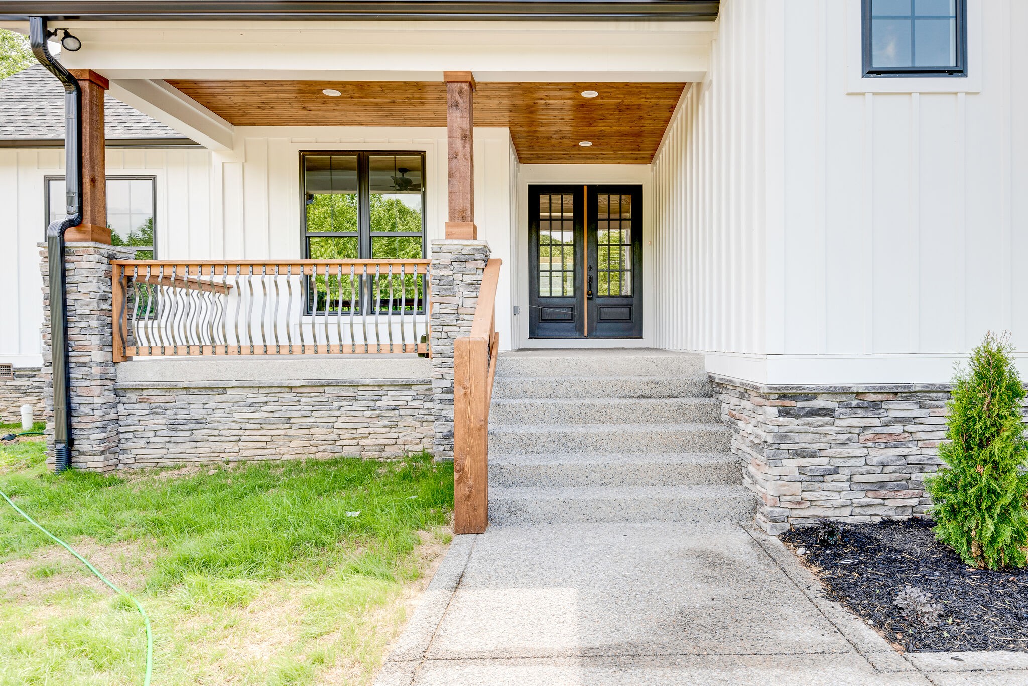 204 Stephen Street Dickson, TN 37055 - Photo 4 of 29 a view of front door of house with stairs