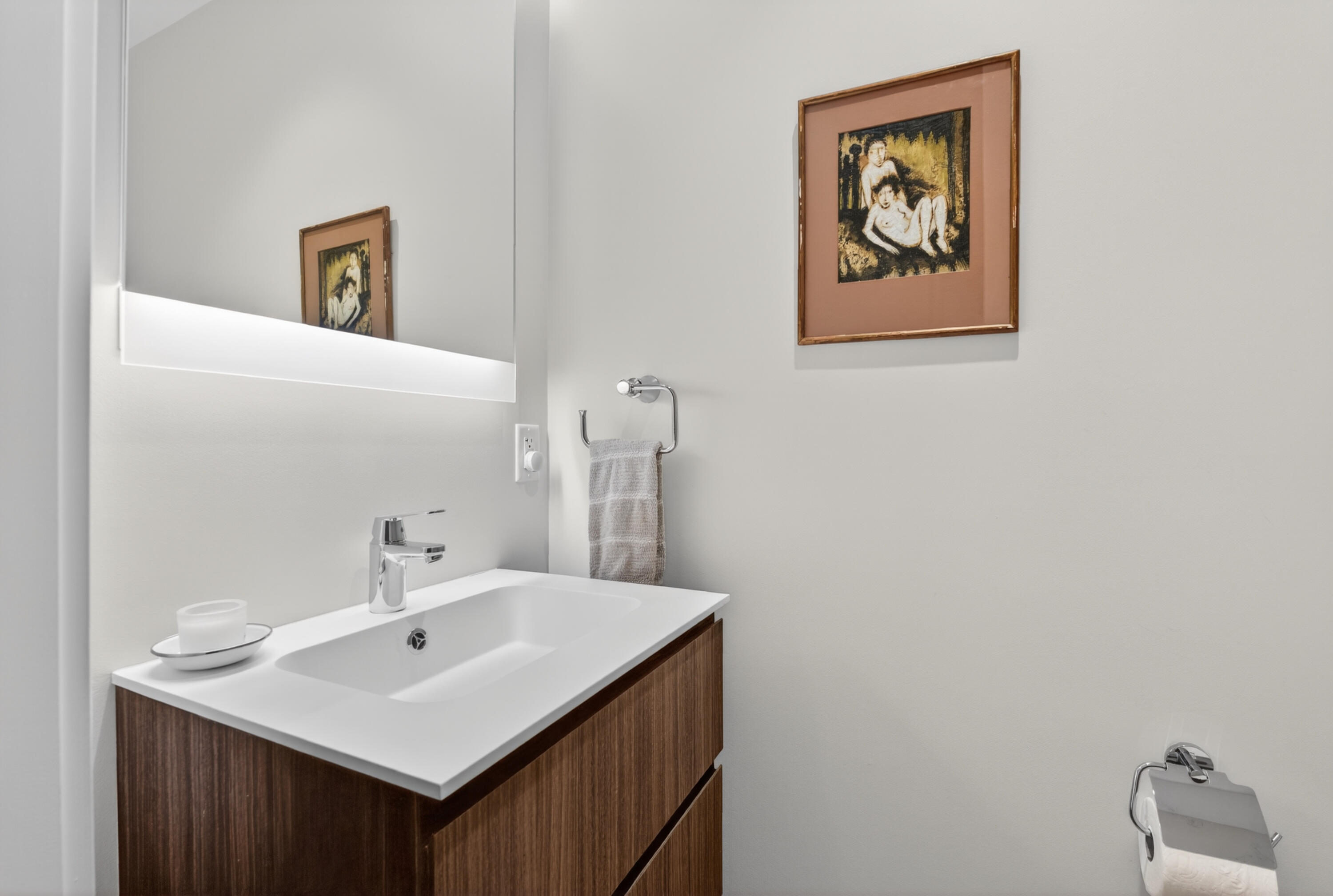 99 Federal Street, Unit 208 Portland, ME 04101 - Photo 37 of 73 Powder Room