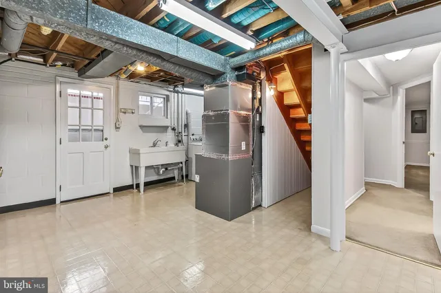 $770,000 | 6824 Constance Drive, Springfield, VA 22150