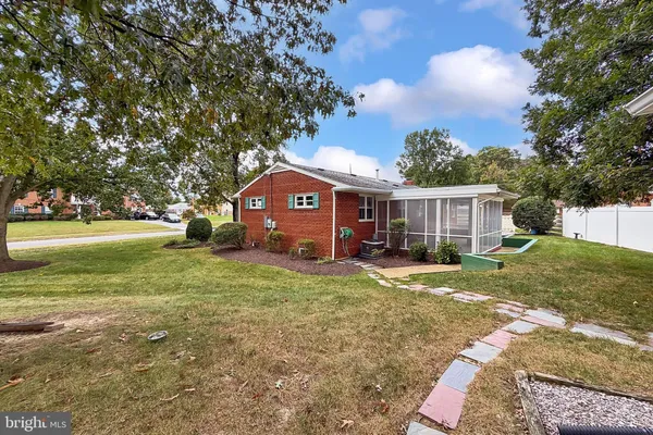 $760,000 | 6824 Constance Drive, Springfield, VA 22150