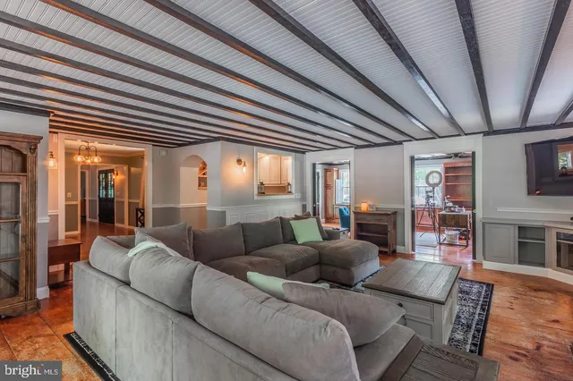 $4,900 | 607 Lancaster Street, Fredericksburg, VA 22405