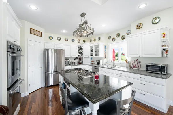 $625,000 | 10078 North Halstead Drive, La Porte, IN 46350