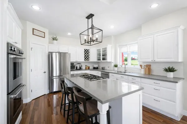 $625,000 | 10078 North Halstead Drive, La Porte, IN 46350