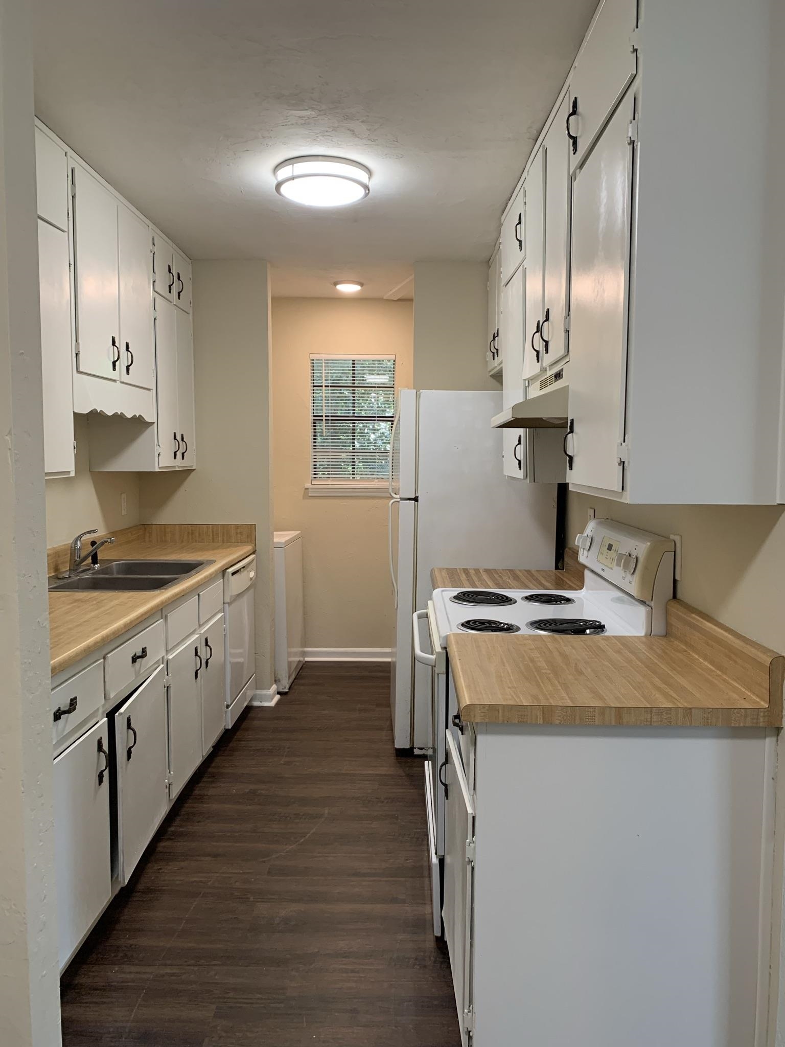 3207 Jim Lee Road, Unit D Tallahassee, FL 32301 - Photo 2 of 14