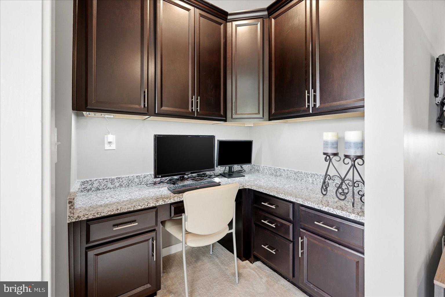 45008 Graduate Terrace Ashburn, VA 20147 - Photo 11 of 34