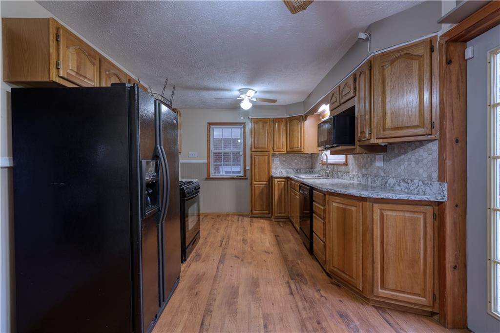 1215 Blaine Road Monaca, PA 15061 - Photo 11 of 44 Gallery Image 11