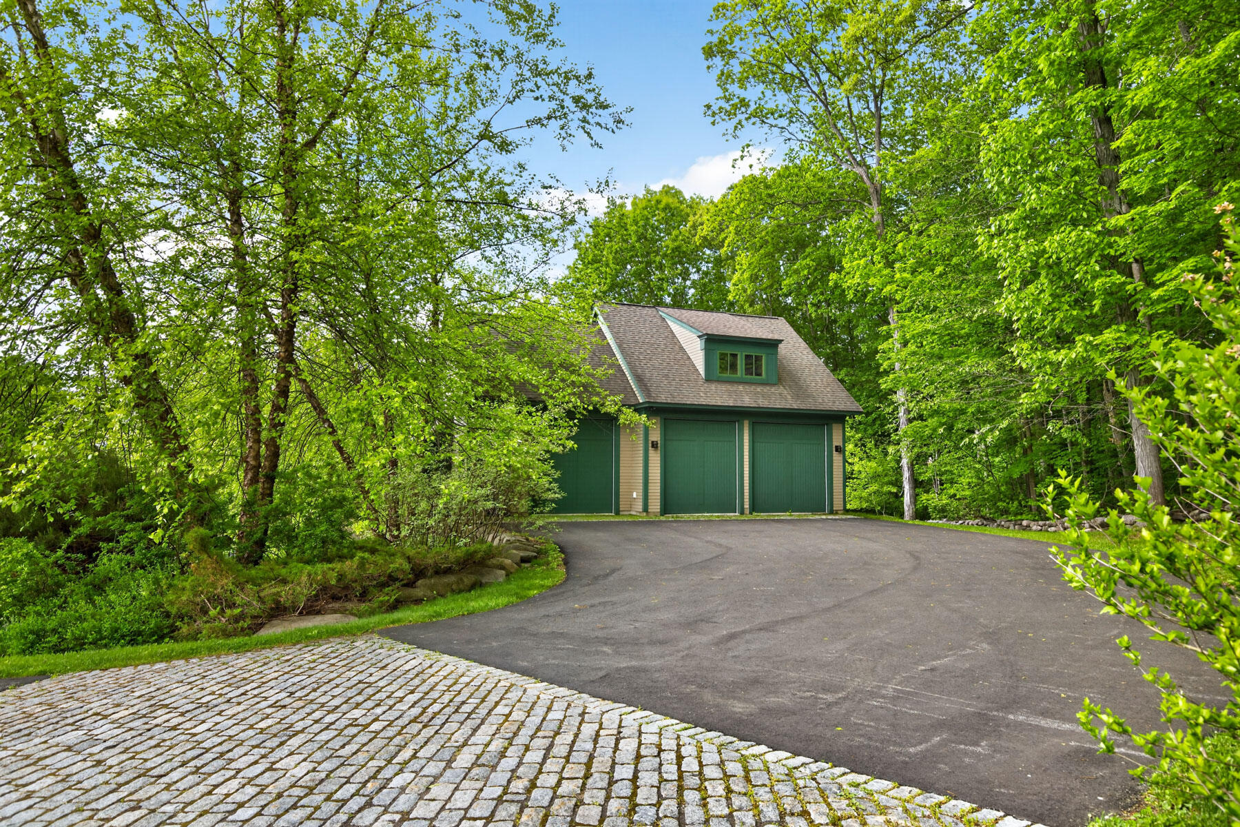 16 Brixham Road Eliot, ME 03903 - Photo 89 of 139 LaBrie-Media-Photos-90