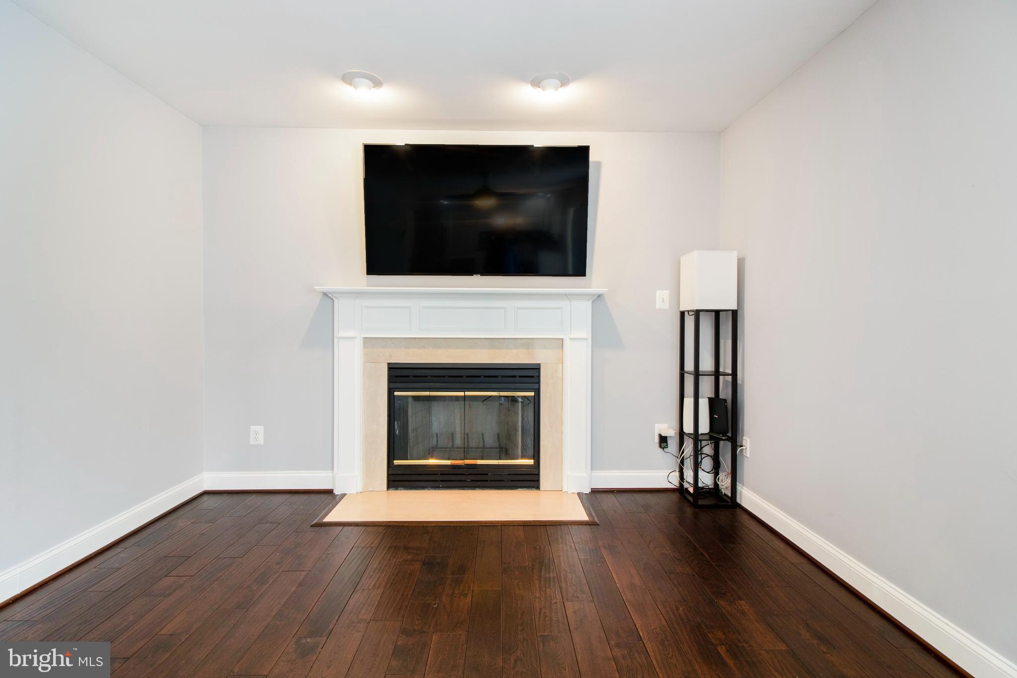 12563 Rock Ridge Road Herndon, VA 20170 - Photo 13 of 42 Gallery Image 13