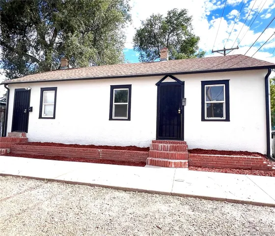 $899 | 308 West Summit Avenue, Pueblo, CO 81004