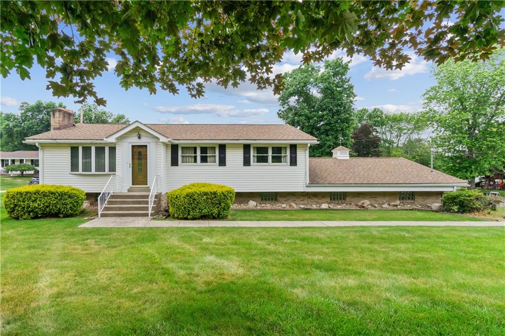 446 Aten Road Coraopolis, PA 15108 - Photo 1 of 36 Gallery Image 1